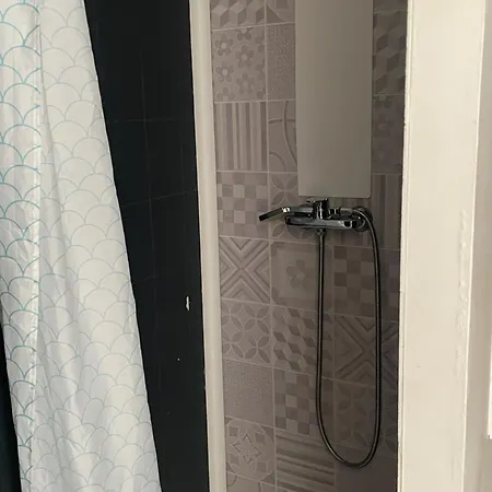 Des Pins Apartamento *