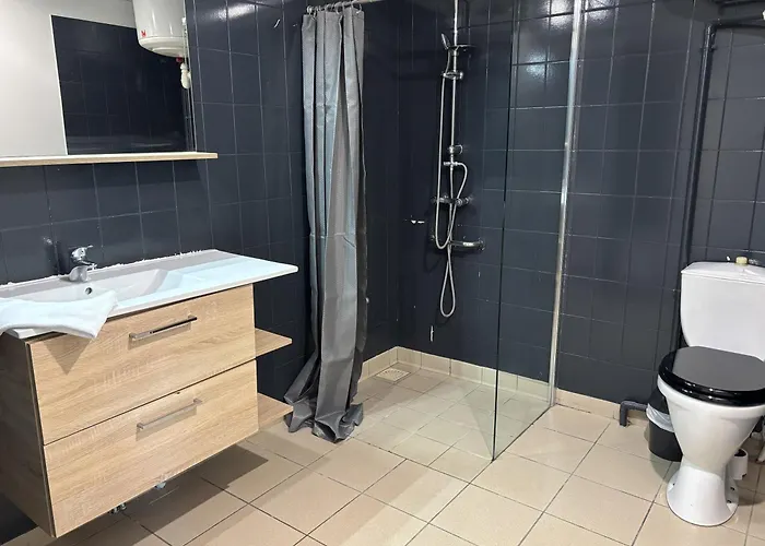 Des Pins Apartamento